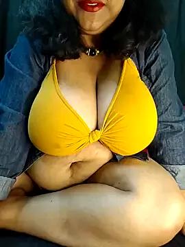 boobooboudi from StripChat
