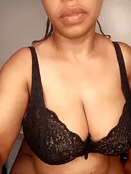 boobsnipplian from StripChat