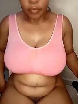boobsnipplian from StripChat