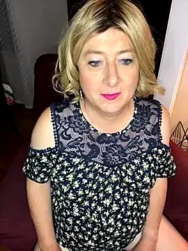 BookBabe27 from StripChat