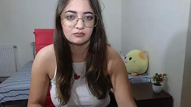 Boom_Lora from StripChat