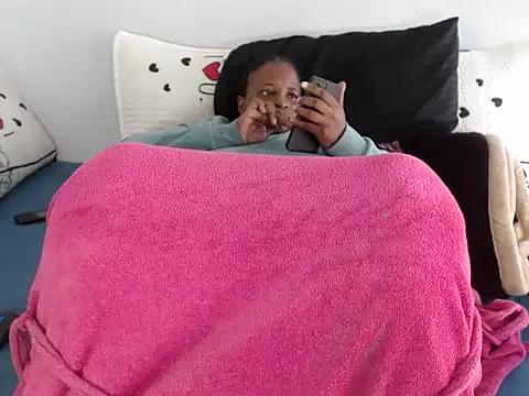 BootyDiva5 from StripChat