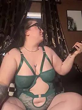BootyliciousBonnie from StripChat