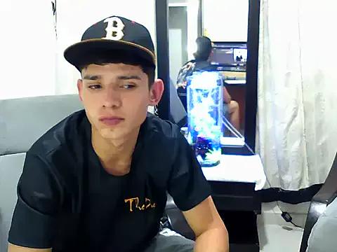 BoysONFireXXX from StripChat is Freechat