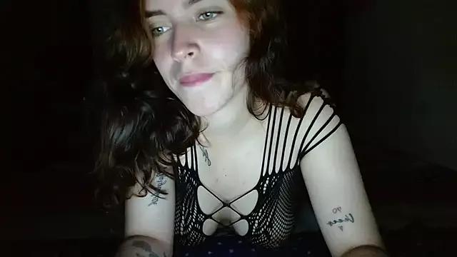 Bran_lindi from StripChat
