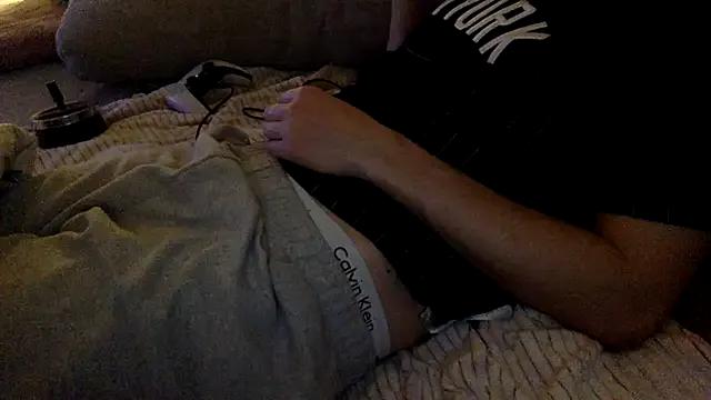 Breezydicksn from StripChat is Freechat