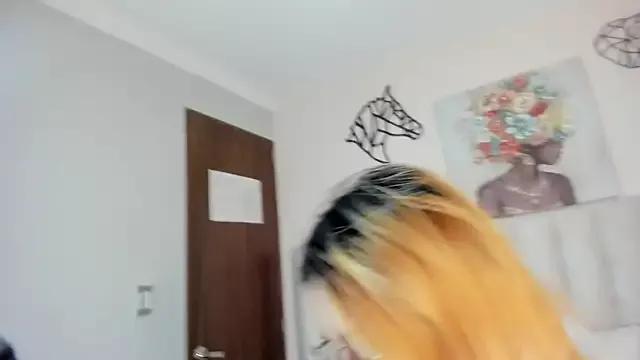 Breidy_princess010 from StripChat is Freechat