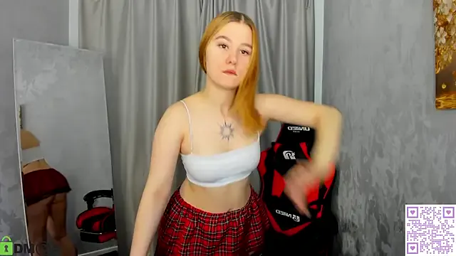 Brenda_Puff from StripChat is Freechat