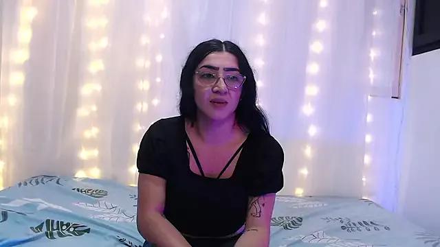 BrendaSerna from StripChat is Freechat