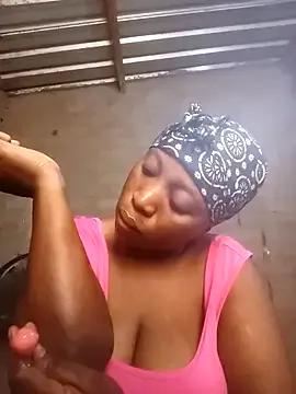 Bretbooty23 from StripChat is Freechat