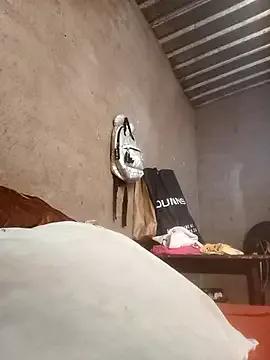 Bretbooty23 from StripChat is Freechat