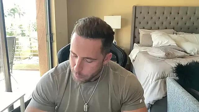 brettmycles28 from StripChat is Freechat