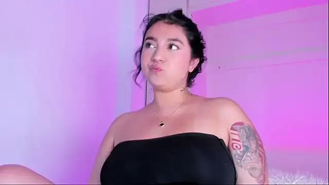 BrianaTaylorr from StripChat is Freechat