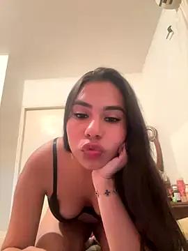 Brianna_bunny05 from StripChat is Freechat