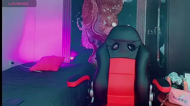 Try our streaming cams variety and talk on a personal level with our adorable girls streamers, showing off their bountiful shapes and dildos.