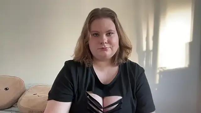 BriannaFlirty from StripChat is Freechat