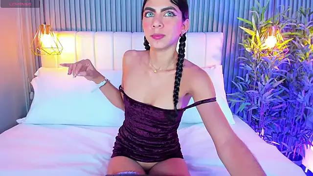 BriannaMyler from StripChat is Freechat