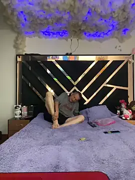 BriannaTS_and_David from StripChat is Freechat