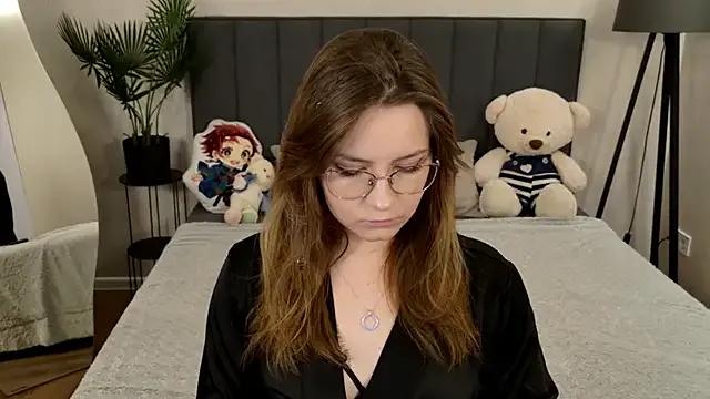 Try our streaming cams variety and talk on a personal level with our adorable girls streamers, showing off their bountiful shapes and dildos.