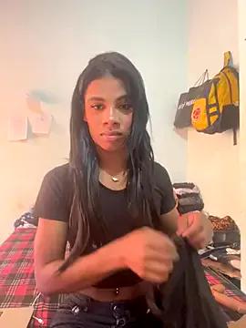 brihanasxx from StripChat is Freechat