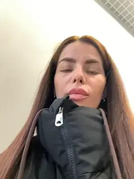 Brilliant-Dew-Kiss from StripChat is Freechat