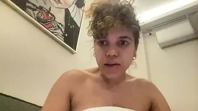 brithneysquirt from StripChat is Freechat