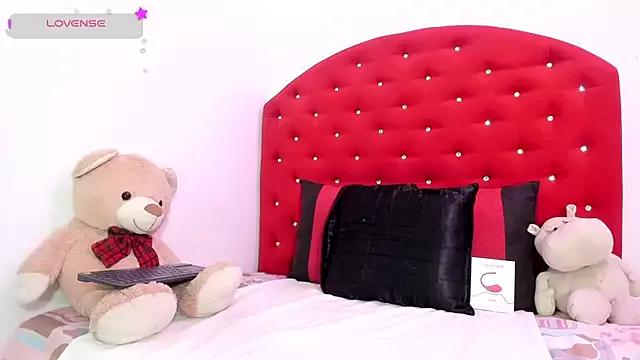Try our streaming cams variety and talk on a personal level with our adorable girls streamers, showing off their bountiful shapes and dildos.