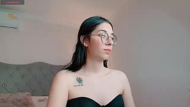 brooklove_doll from StripChat is Freechat
