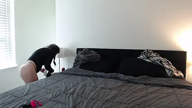 brownishboo from StripChat is Freechat