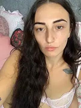 brunetteprincessxo from StripChat is Freechat