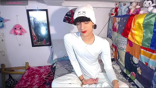 Bryan_ale22 from StripChat is Freechat