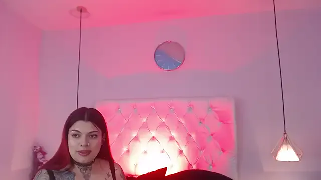 Bubbiecherry from StripChat is Freechat