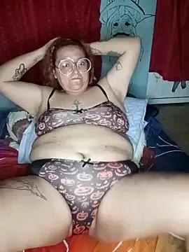 BubzeeMoonn from StripChat is Freechat
