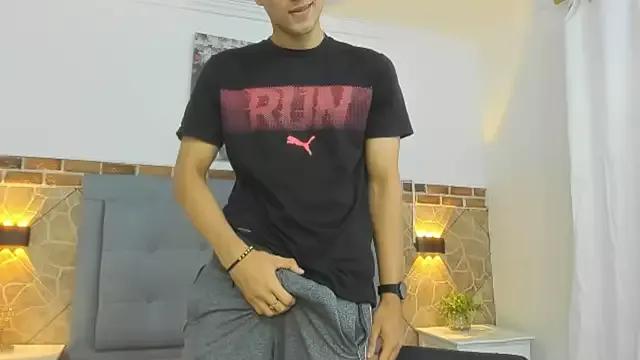 buddy_whitte from StripChat
