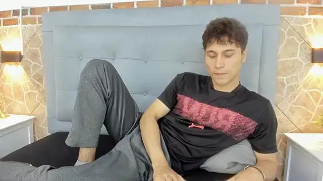 buddy_whitte from StripChat