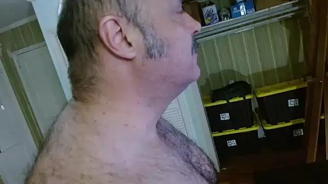 bullmusclejoe from StripChat