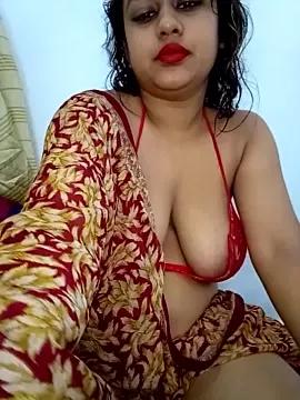 bumblebeegirl from StripChat