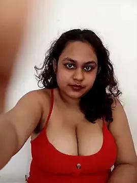 bumblebeegirl from StripChat