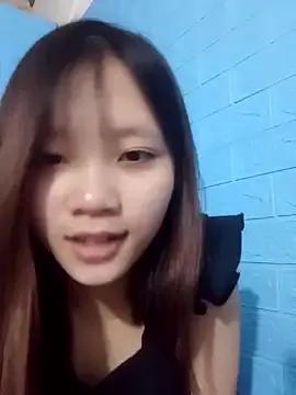Bunnie119 from StripChat is Freechat