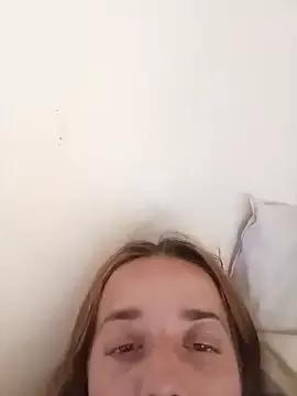bunny208sexy from StripChat is Freechat