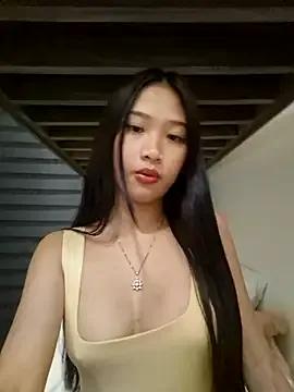 Bunny72772 from StripChat is Freechat