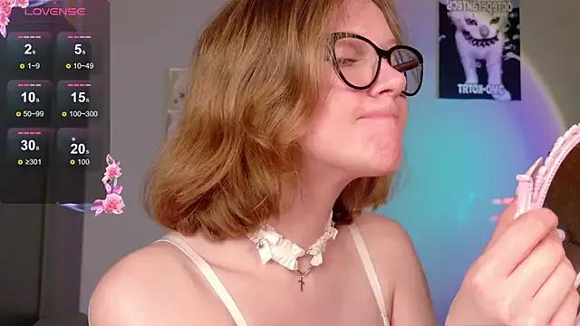 bunny_batters19 from StripChat