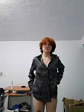 Bunny_honey18 from StripChat