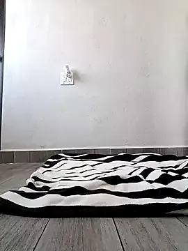 Bunny_little29 from StripChat