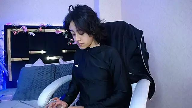 Bunny_O from StripChat is Freechat