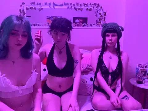 Bunny_y from StripChat