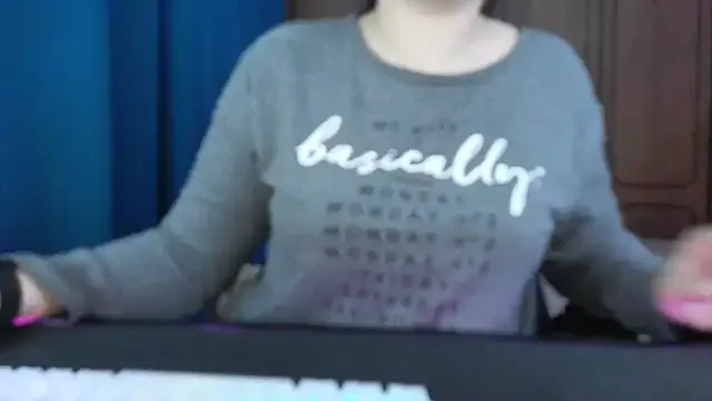 bunnyfox420 on StripChat 