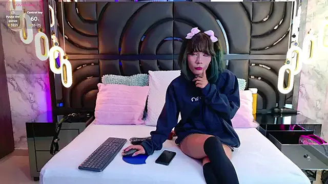 BunnySexyy18 on StripChat 