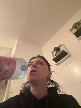 bunnythetailor from StripChat