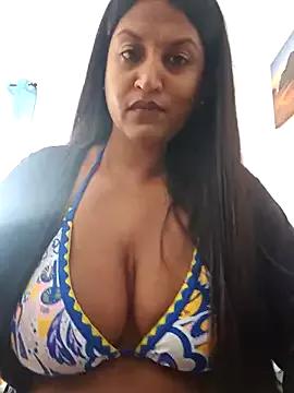 Busty_AriaX from StripChat is Freechat